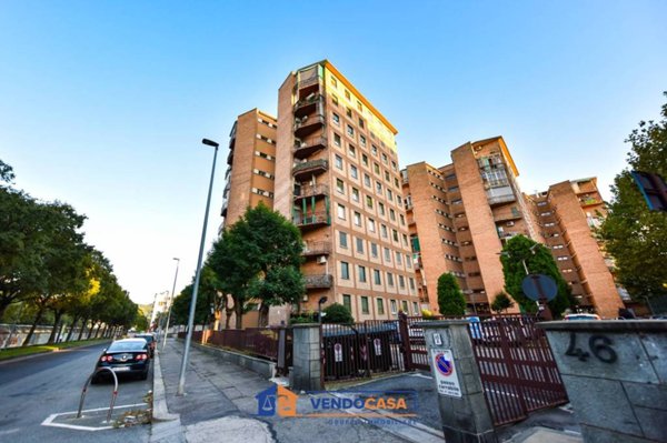 appartamento in vendita a Torino in zona Lingotto