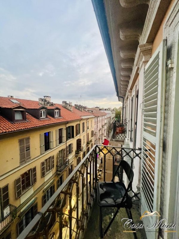 appartamento in vendita a Torino in zona Centro Storico