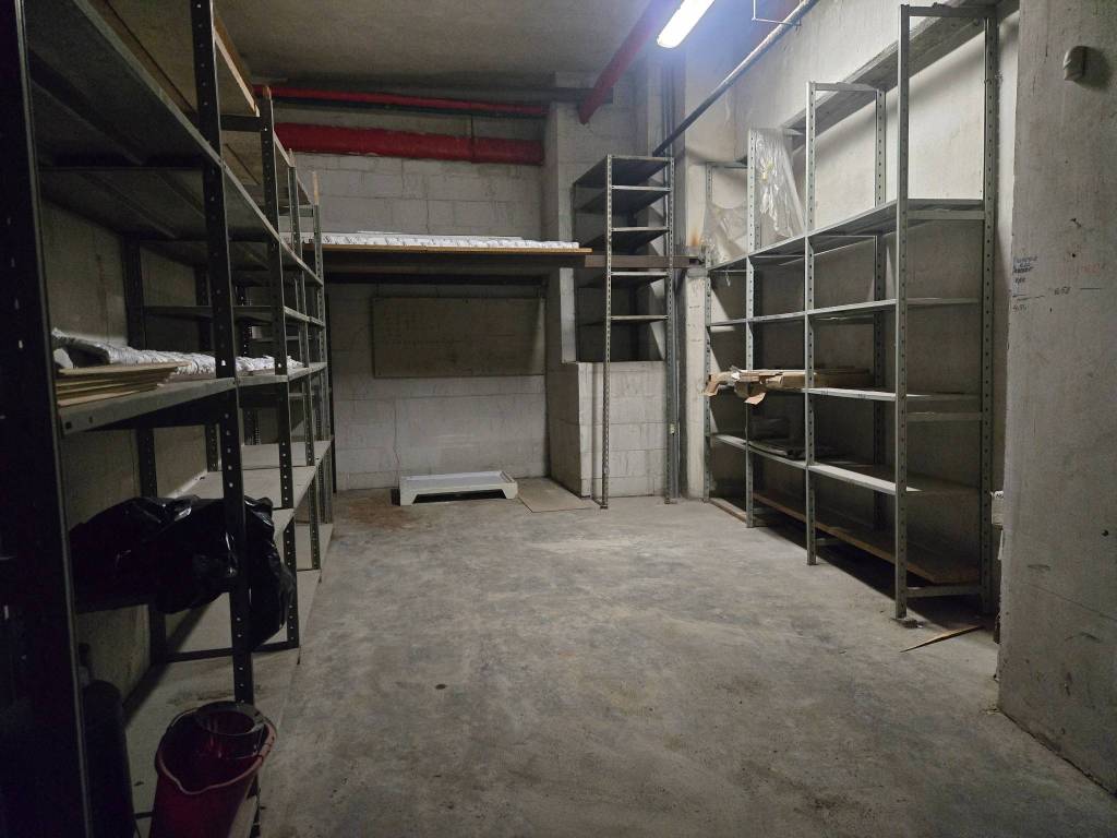 locale di sgombero in vendita a Torino in zona Crocetta