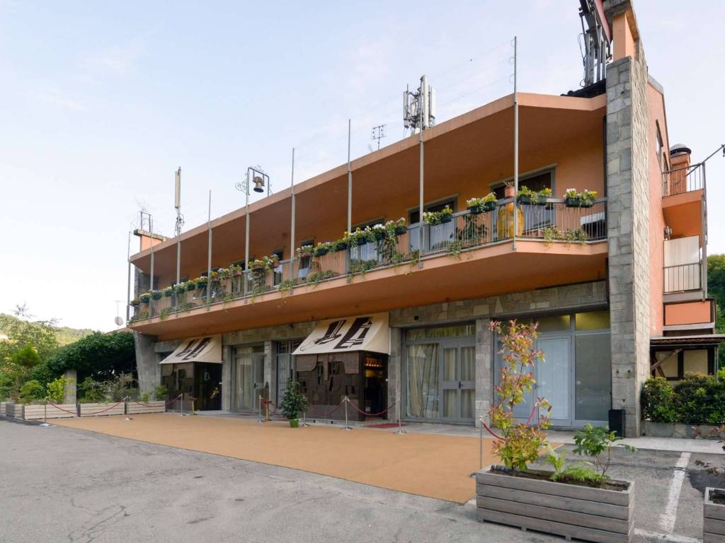 negozio in vendita a Torino in zona Superga