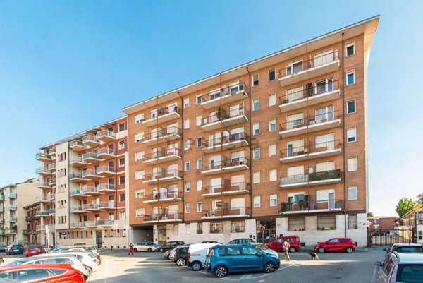 appartamento in vendita a Torino in zona Borgata Lesna
