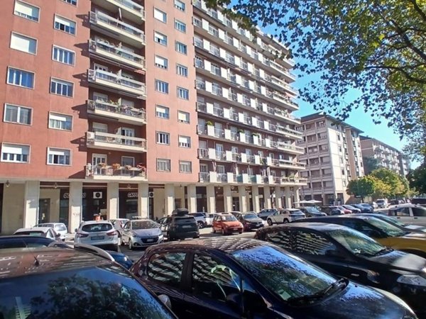 appartamento in vendita a Torino in zona Mirafiori Nord