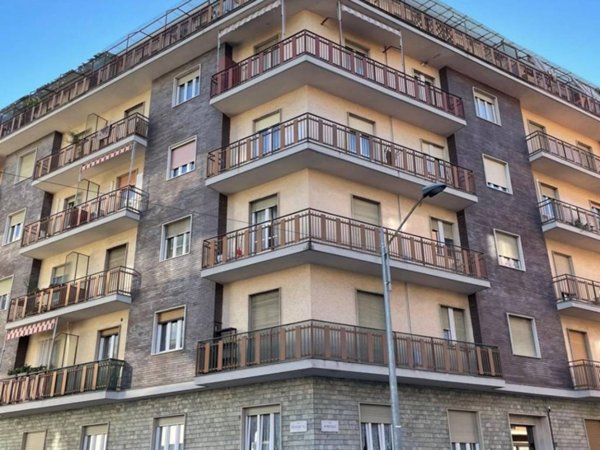 appartamento in vendita a Torino in zona Santa Rita