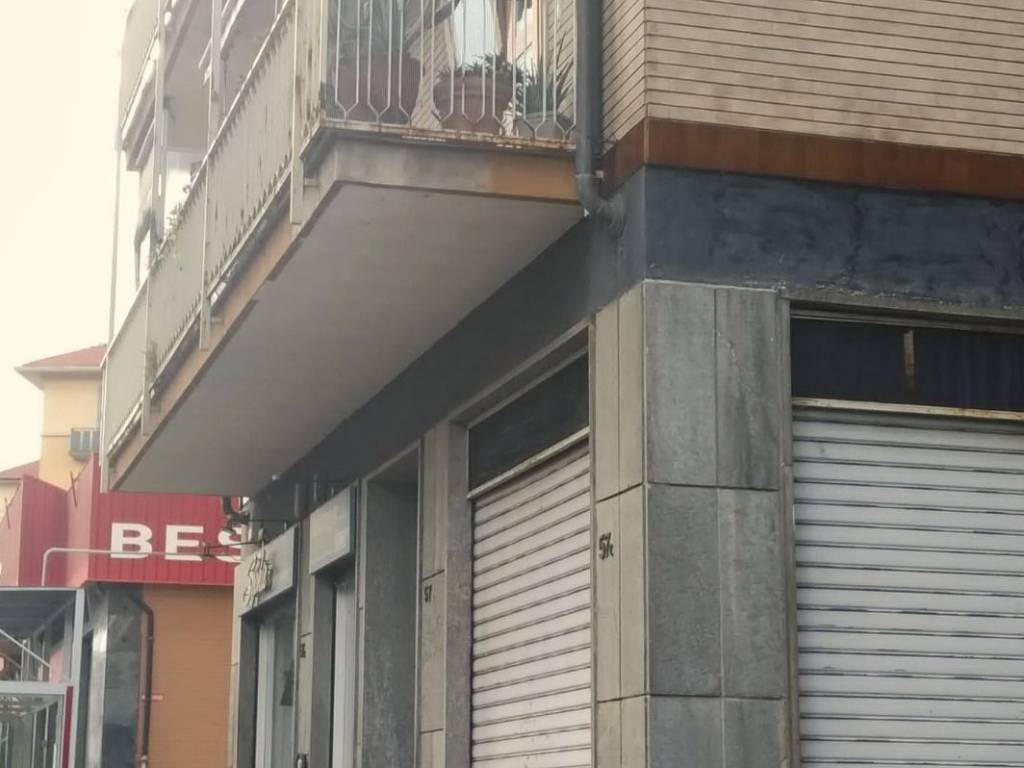 negozio in vendita a Torino in zona Vanchiglia