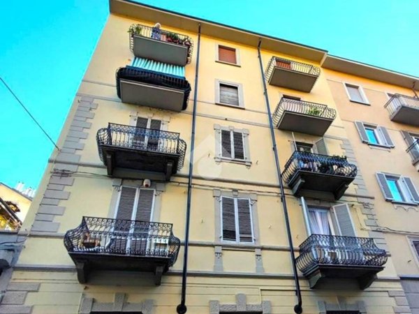 appartamento in vendita a Torino in zona Borgata Vittoria