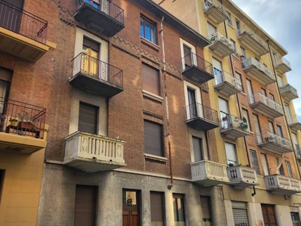 appartamento in vendita a Torino in zona Aurora