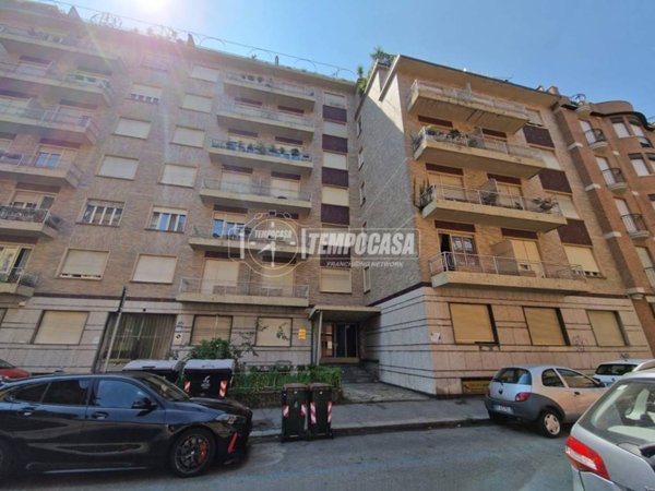 appartamento in vendita a Torino in zona Campidoglio
