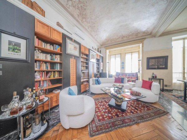 appartamento in vendita a Torino in zona Crocetta