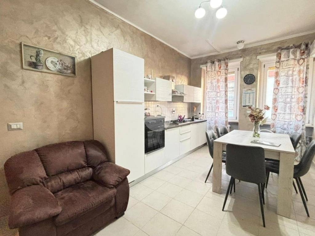appartamento in vendita a Torino in zona Vallette