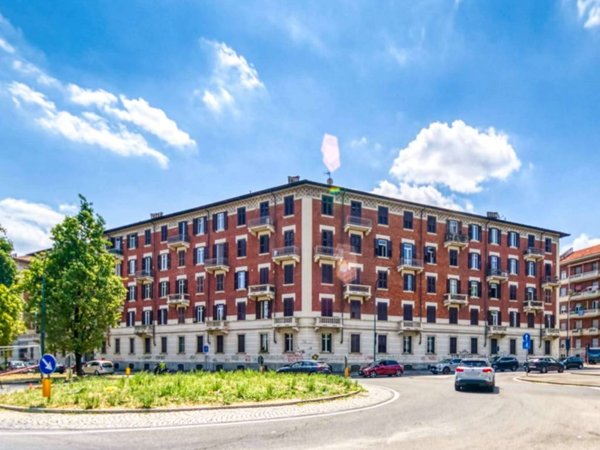 appartamento in vendita a Torino in zona Borgo San Paolo