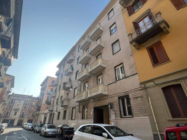 appartamento in vendita a Torino in zona Cenisia