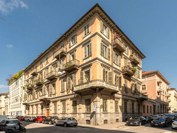 appartamento in vendita a Torino in zona Centro Storico
