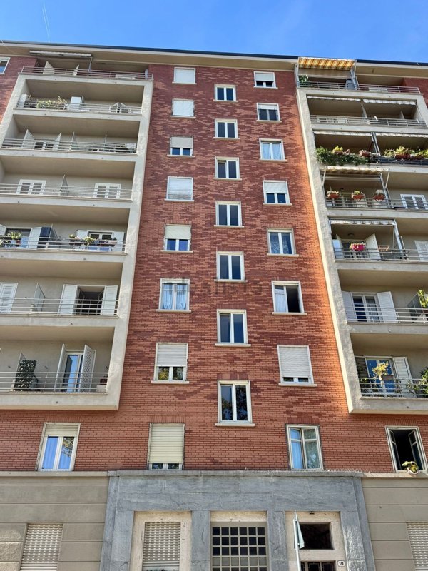 appartamento in vendita a Torino in zona Santa Rita