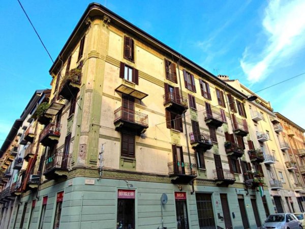 appartamento in vendita a Torino in zona Borgata Vittoria