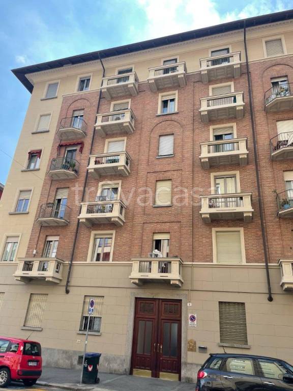 appartamento in vendita a Torino in zona Lingotto