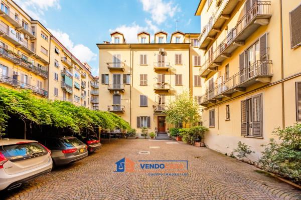 appartamento in vendita a Torino in zona Crocetta