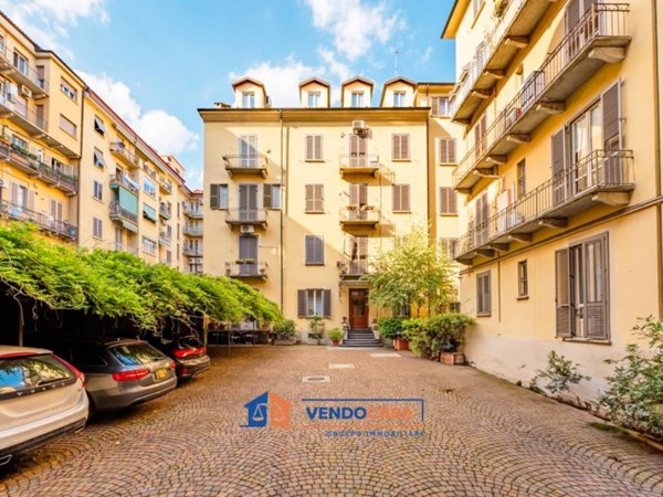 appartamento in vendita a Torino in zona Crocetta