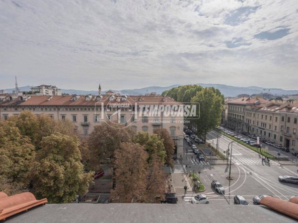 appartamento in vendita a Torino in zona Centro Storico