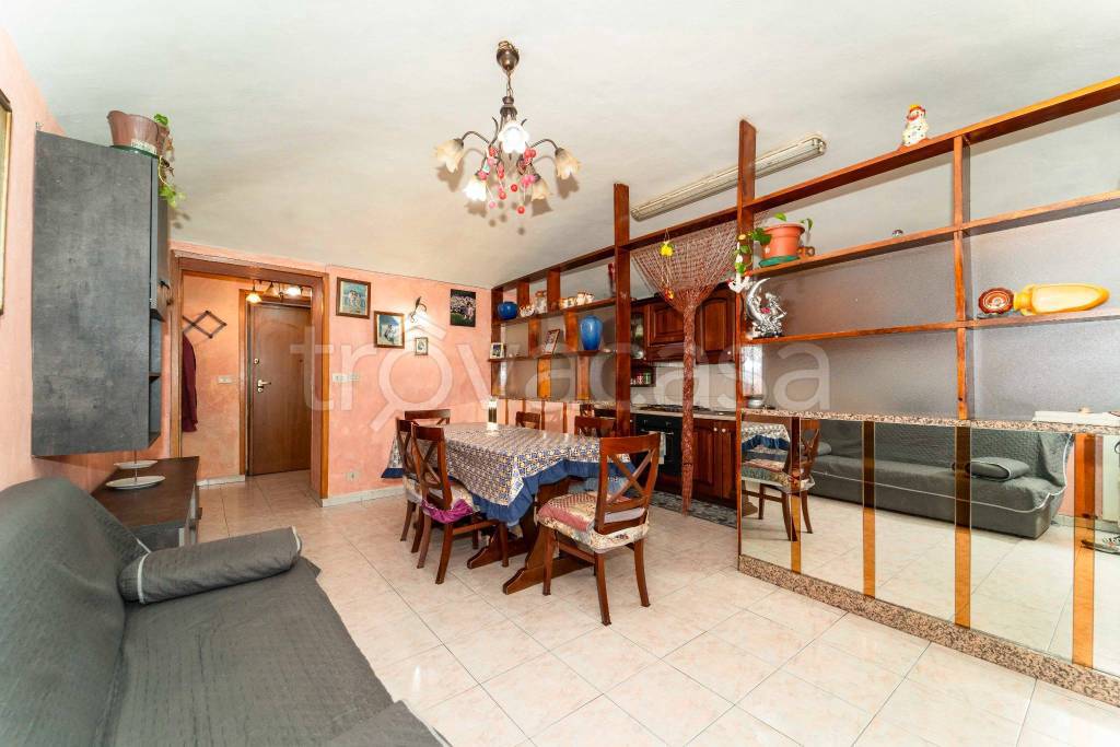 appartamento in vendita a Torino in zona San Salvario