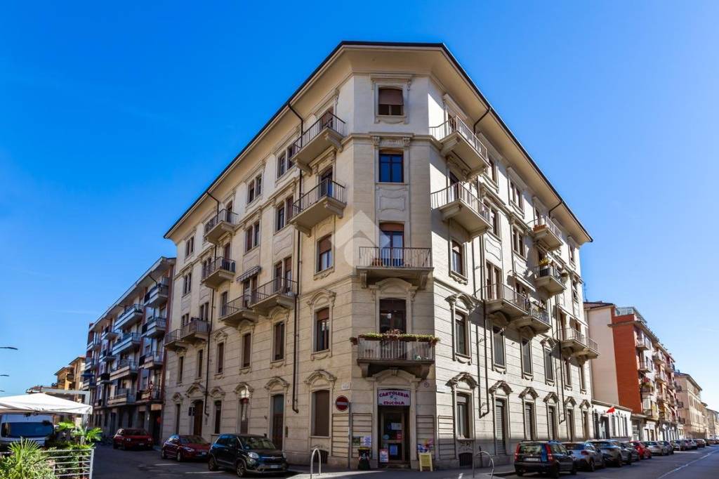 appartamento in vendita a Torino in zona Aurora