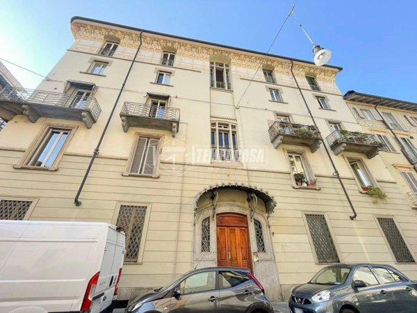 appartamento in vendita a Torino in zona San Salvario