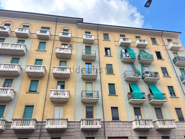 appartamento in vendita a Torino in zona Borgata Vittoria