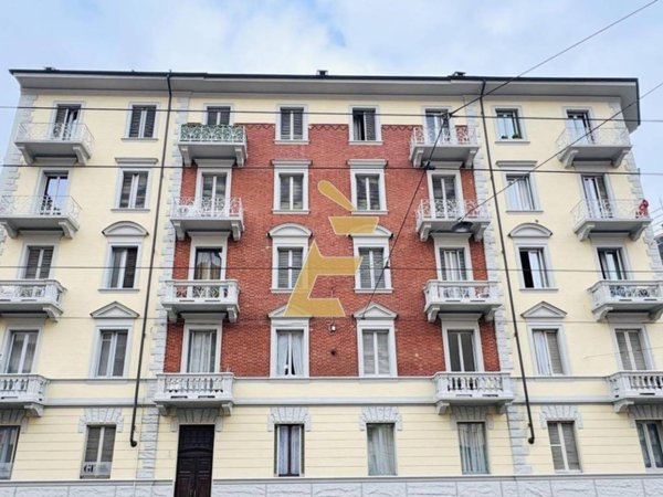appartamento in vendita a Torino in zona Cenisia
