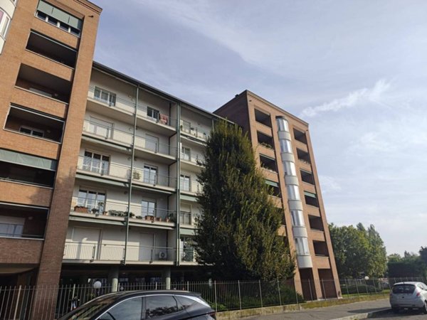 appartamento in vendita a Torino in zona Santa Rita