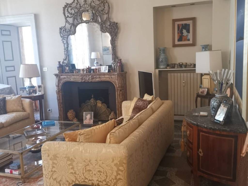 appartamento in vendita a Torino in zona Crocetta
