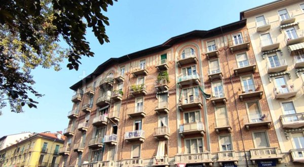 appartamento in vendita a Torino in zona Aurora