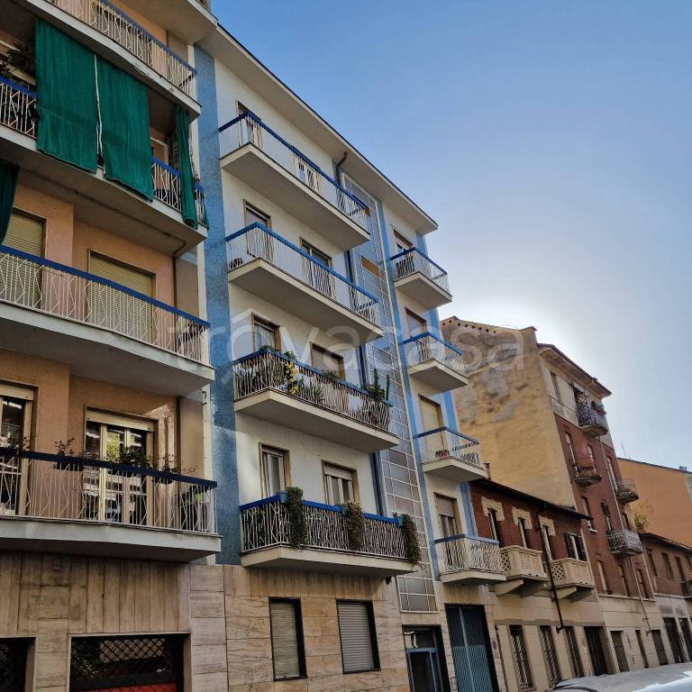 appartamento in vendita a Torino in zona Parella