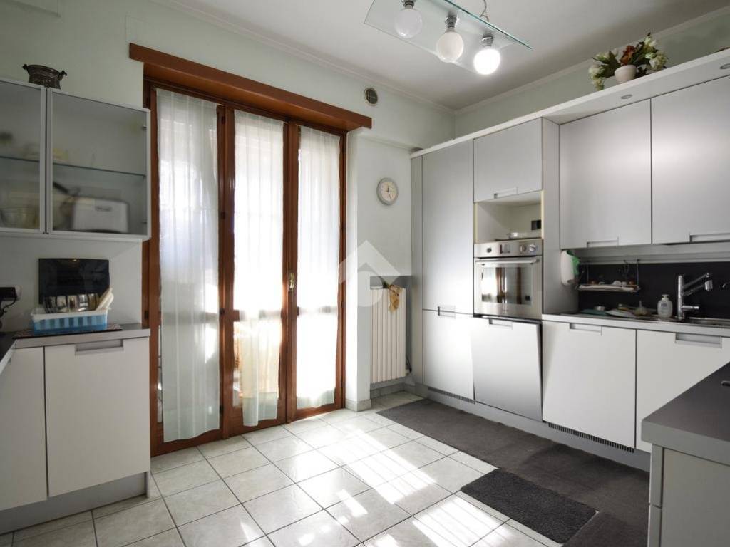 appartamento in vendita a Torino in zona Cavoretto