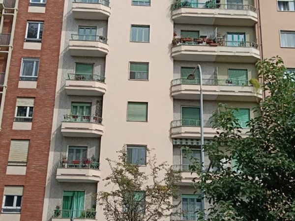 appartamento in vendita a Torino in zona Aurora