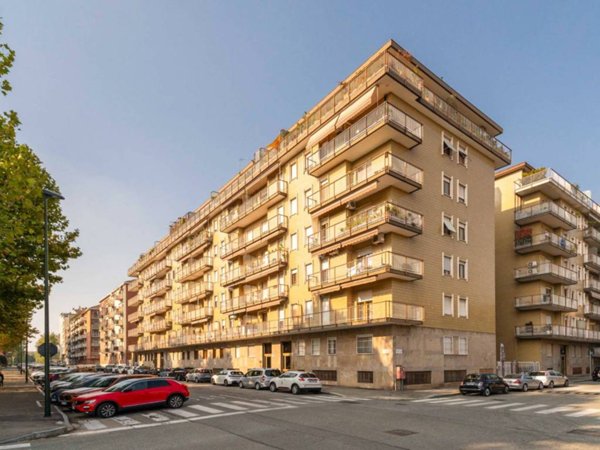 appartamento in vendita a Torino in zona Santa Rita