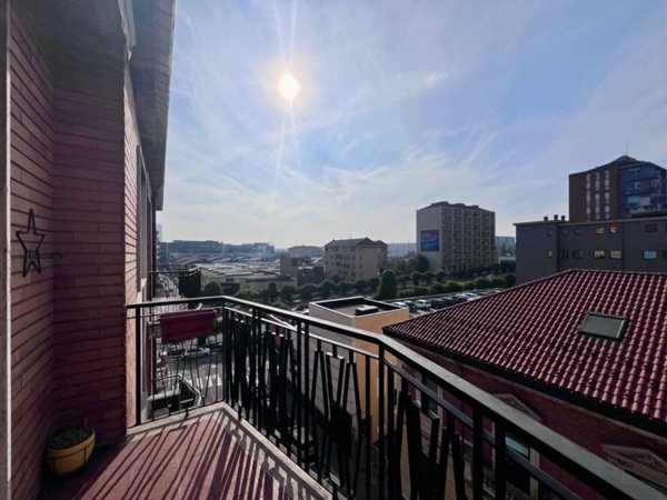 appartamento in vendita a Torino in zona San Salvario