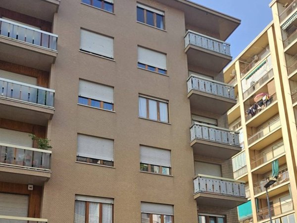 appartamento in vendita a Torino in zona Lingotto