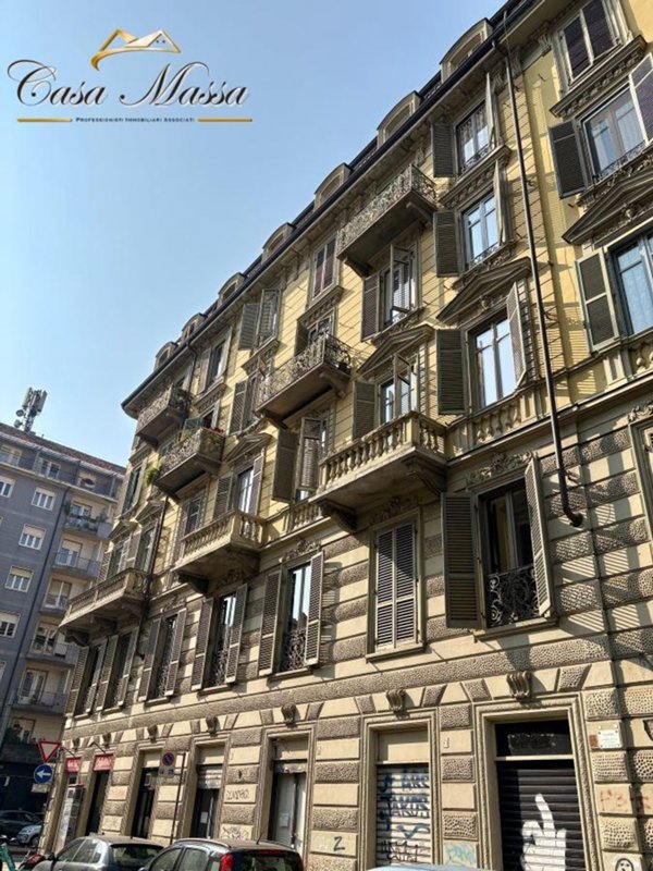 appartamento in vendita a Torino in zona San Salvario