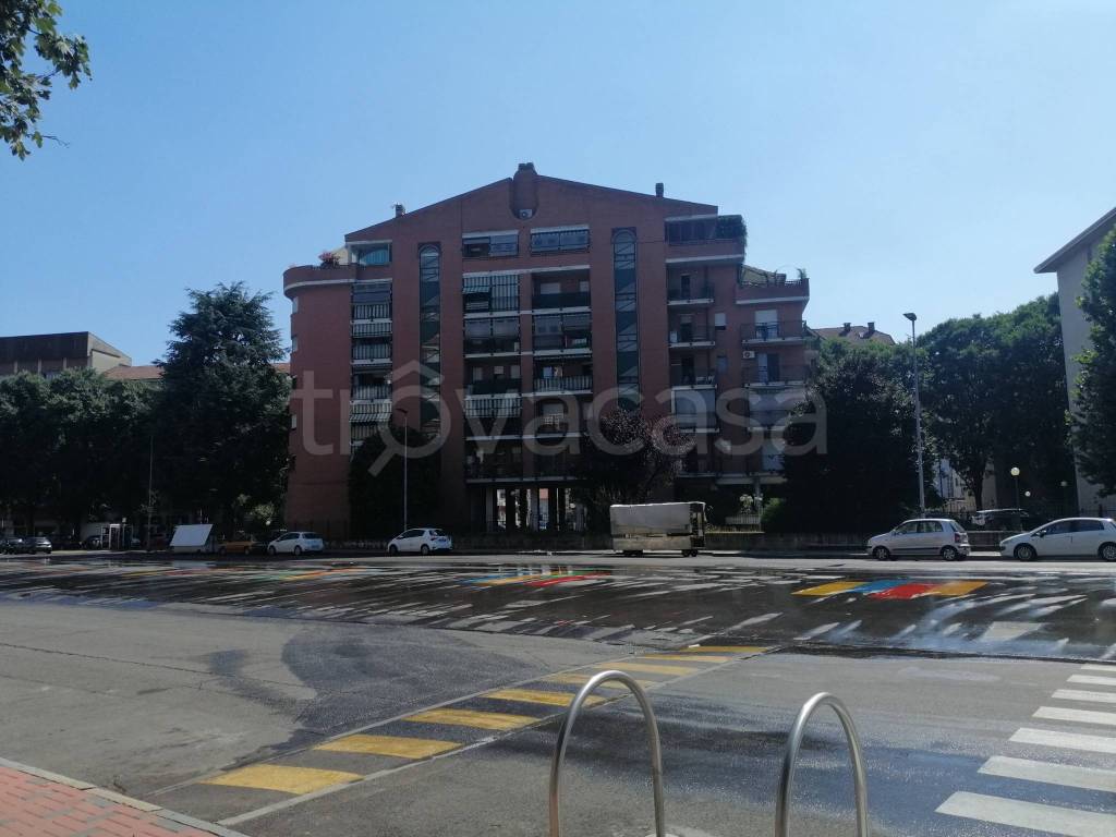 appartamento in vendita a Torino in zona Borgata Vittoria