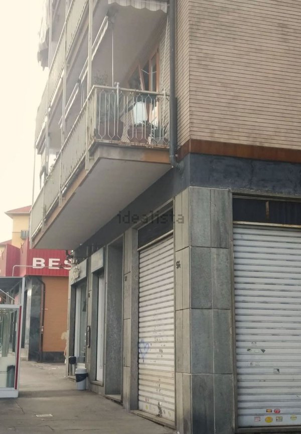 negozio in vendita a Torino in zona Barriera di Milano