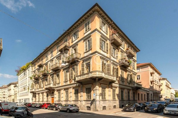 appartamento in vendita a Torino in zona Centro Storico