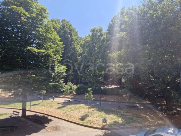 appartamento in vendita a Torino in zona Borgata Vittoria