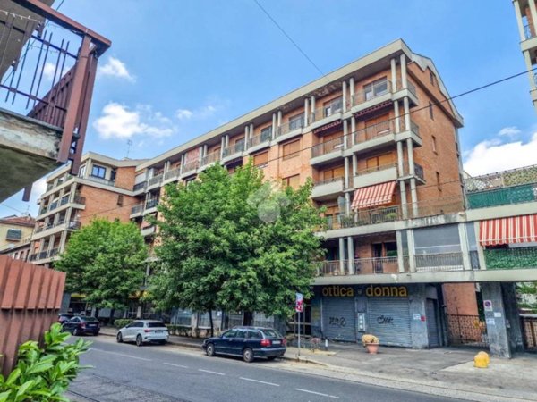 appartamento in vendita a Torino in zona Lucento