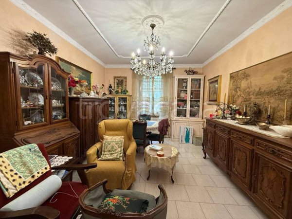 appartamento in vendita a Torino in zona San Salvario