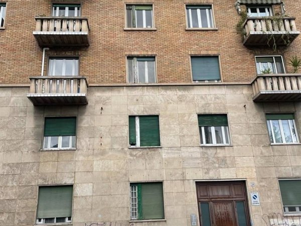 appartamento in vendita a Torino in zona Parella