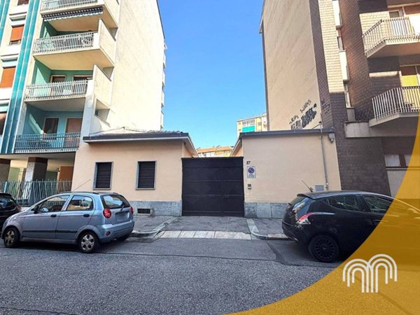 casa indipendente in vendita a Torino in zona Pozzo Strada