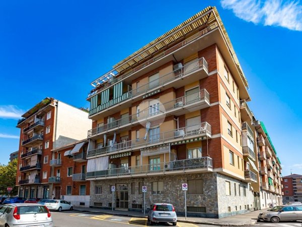 appartamento in vendita a Torino in zona Borgata Vittoria
