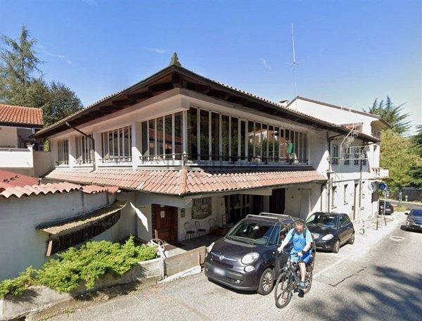 locale commerciale in vendita a Torino in zona Borgo Po