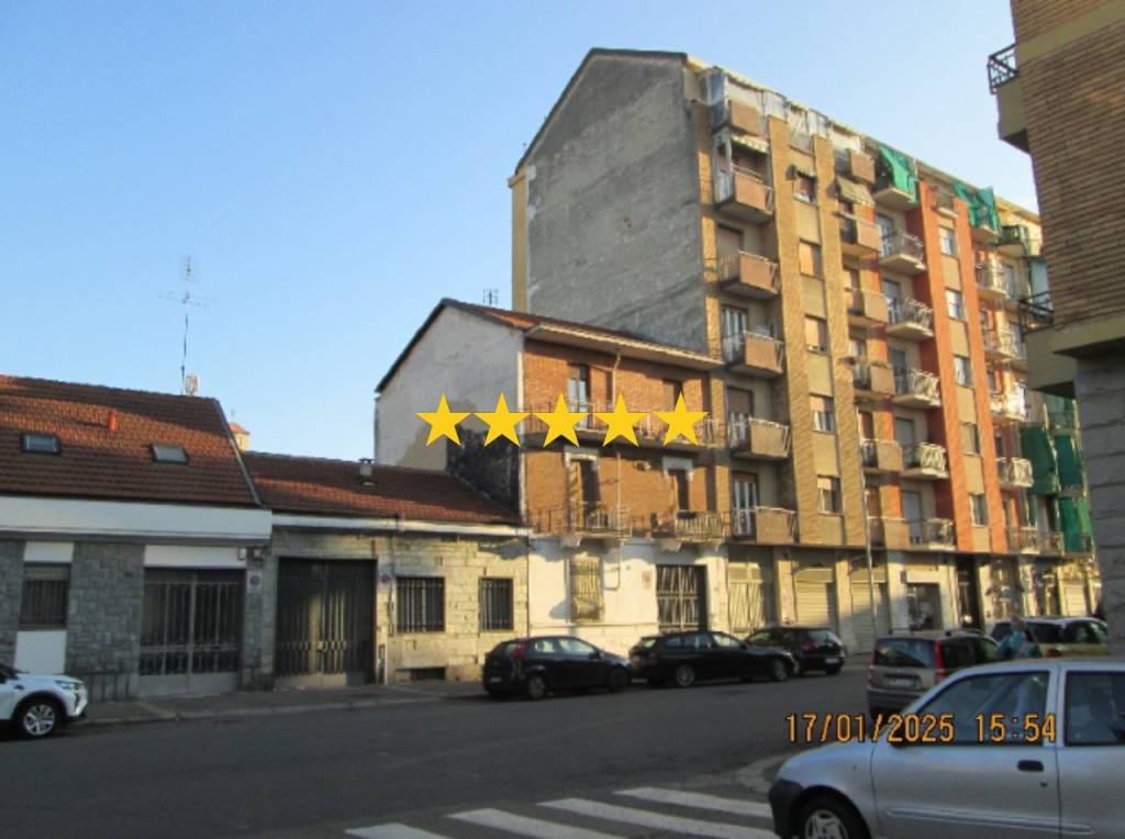 appartamento in vendita a Torino in zona Lucento