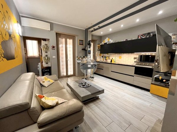 appartamento in vendita a Torino in zona Borgata Vittoria