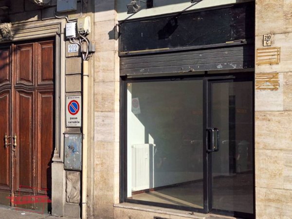 locale commerciale in vendita a Torino